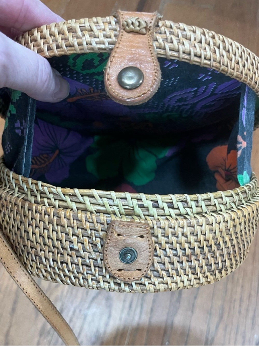Round Rattan Crossbody Bag - Picture 6 of 10